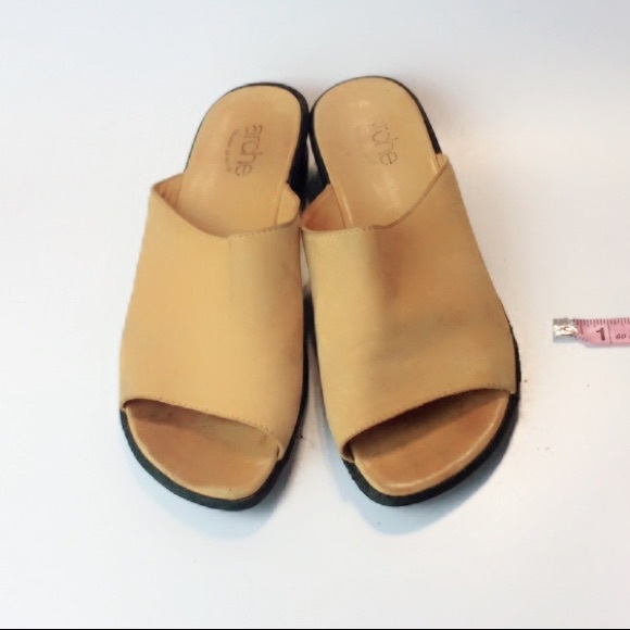mustard leather sandals